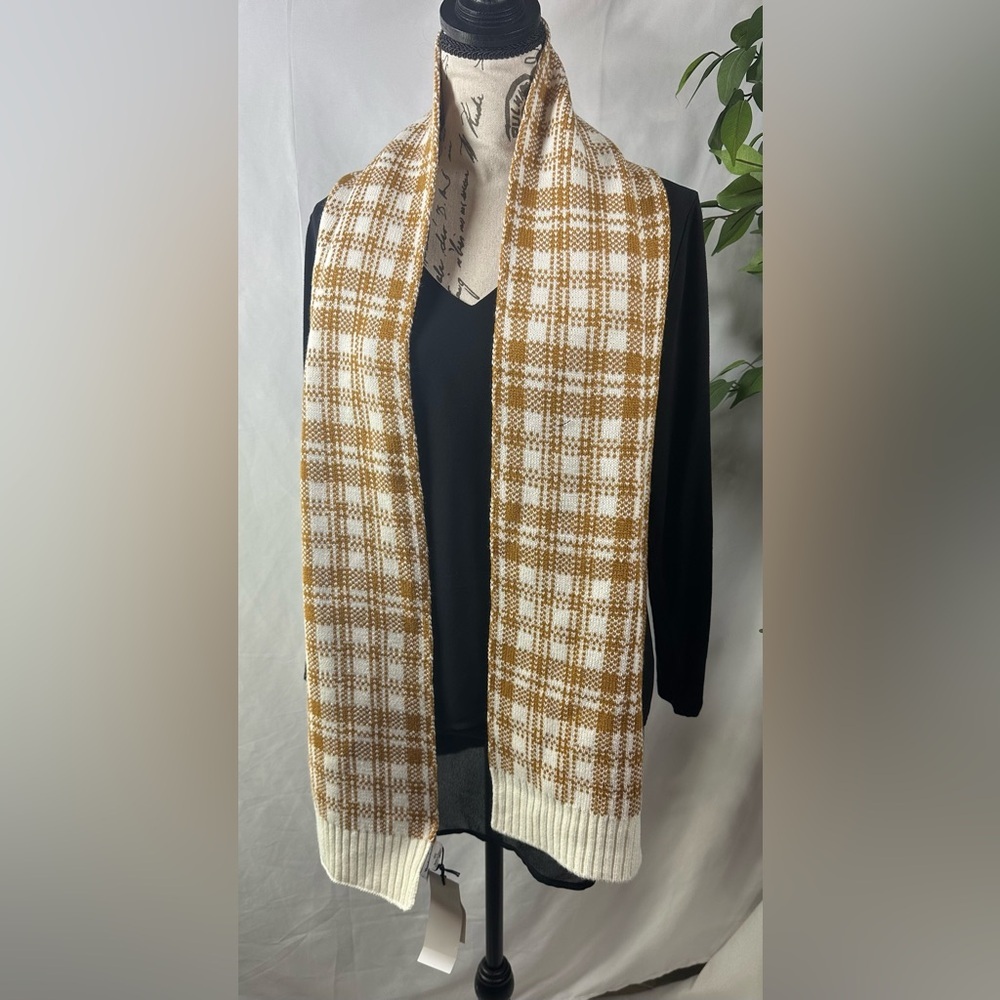 Timberland Brown and White Scarf - Picture 6 of 12